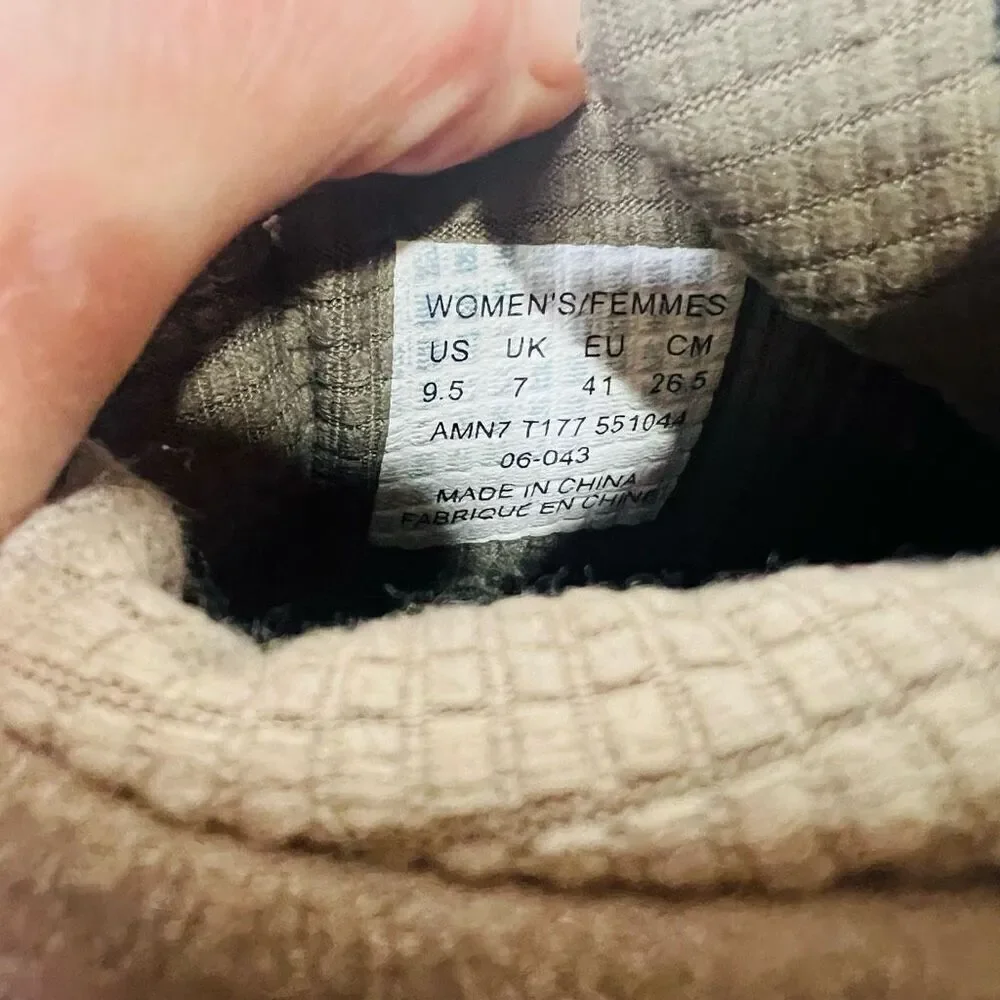 The North Face Taupe Brown Winter Hiking Boots Women’s Size 9.5